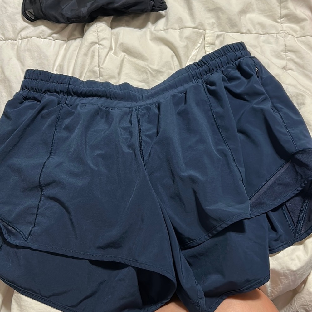 size 10 navy blue lulu shorts